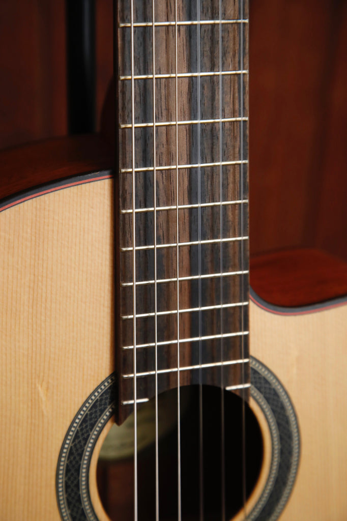 Valencia VC704CE Acoustic-Electric Cutaway Nylon Guitar
