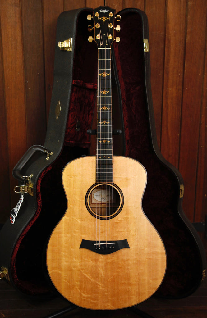 Taylor Custom 516e 40th Anniversary Acoustic-Electric Guitar Pre-Owned