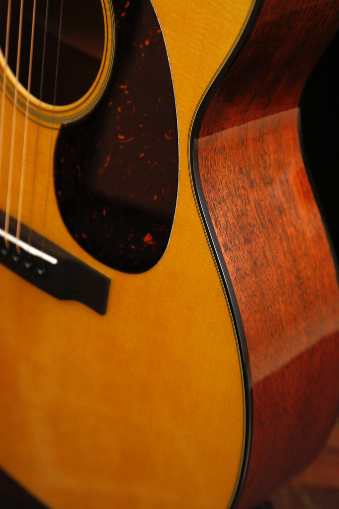 Martin 000-18 Spruce/Mahogany Orchestra Model Acoustic Guitar