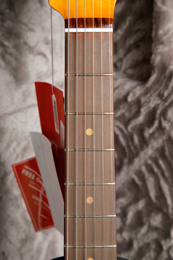 Fender Limited Edition Vintera II Road Worn '60s Stratocaster Sonic Blue Electric Guitar