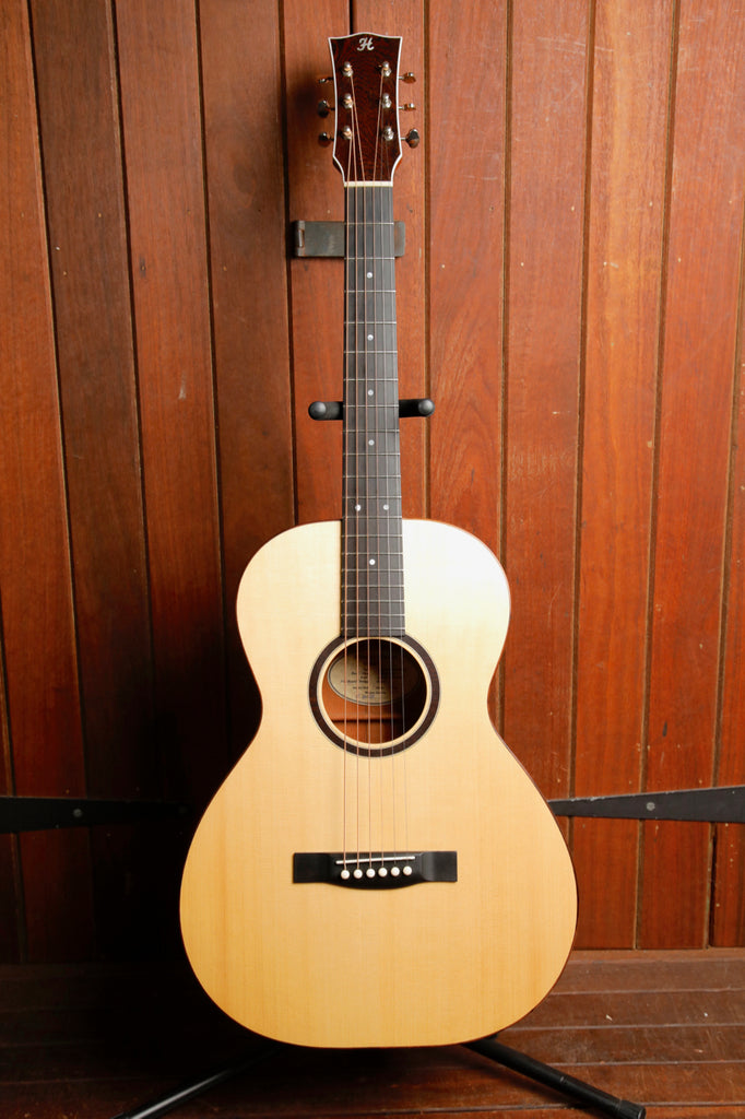 Maurice Howlett Custom Handmade 00-12 Fret Acoustic Guitar Made in WA Pre-Owned