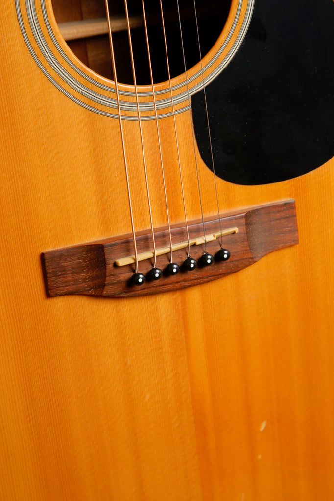 Takamine ED20SC Dreadnought Cutaway Acoustic-Electric Guitar Pre-Owned