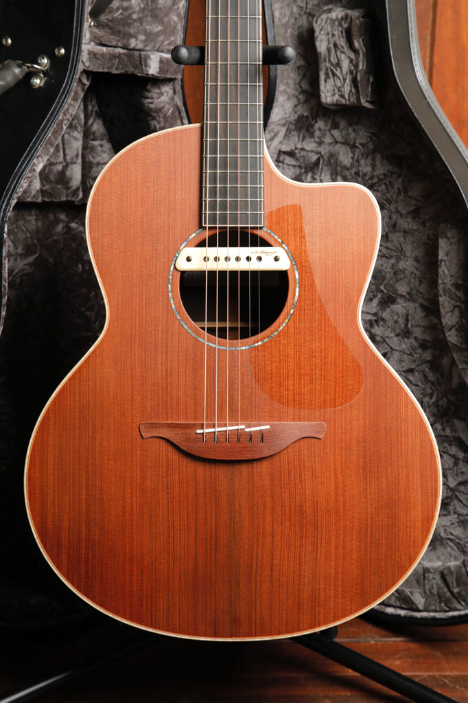 Lowden F-35c Sinker Redwood/Rosewood Cutaway Acoustic Guitar Pre-Owned