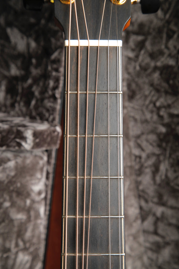Lowden F-35c Sinker Redwood/Rosewood Cutaway Acoustic Guitar Pre-Owned