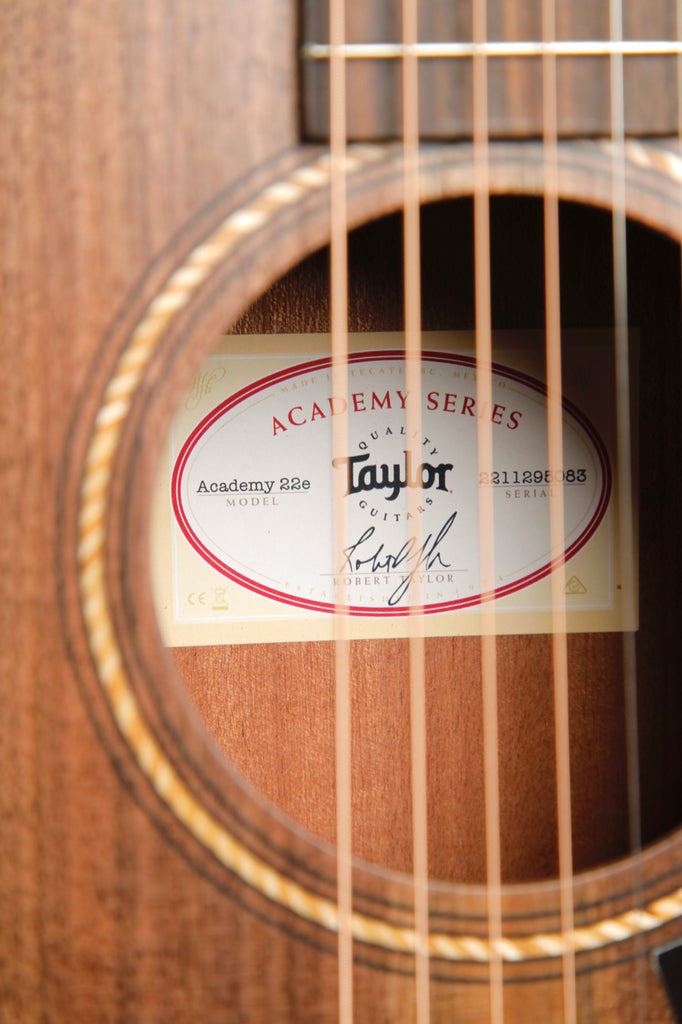 Taylor Academy 22e Layered Walnut Acoustic-Electric Guitar