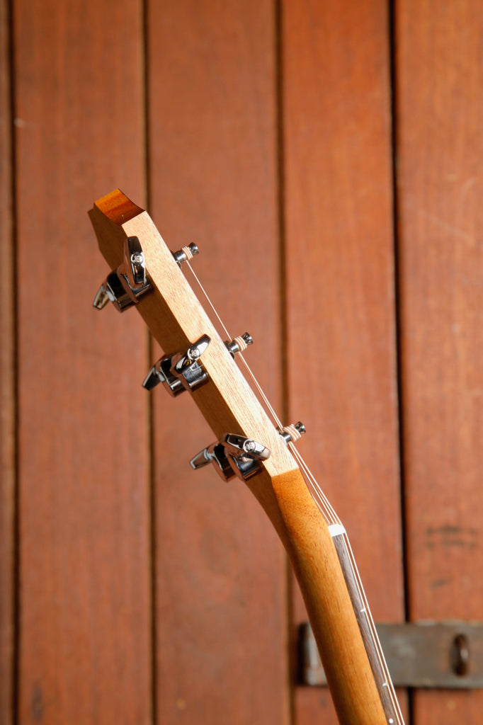 Taylor Academy 22e Layered Walnut Acoustic-Electric Guitar