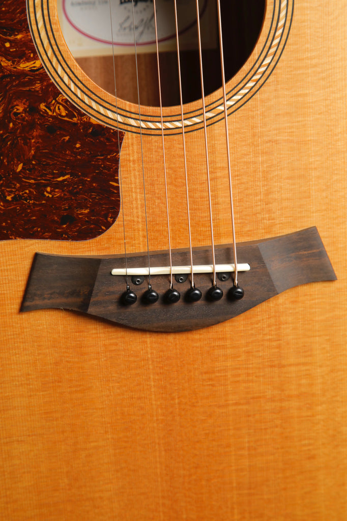 Taylor Academy 10e Walnut Left Handed Acoustic-Electric Guitar