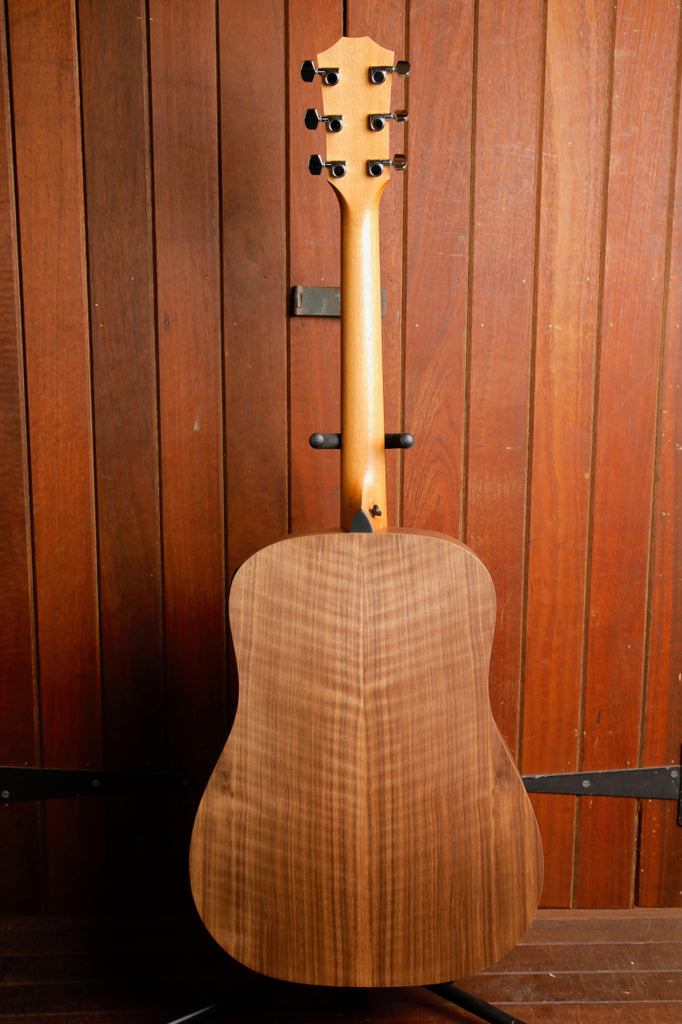 Taylor Academy 10e Walnut Left Handed Acoustic-Electric Guitar