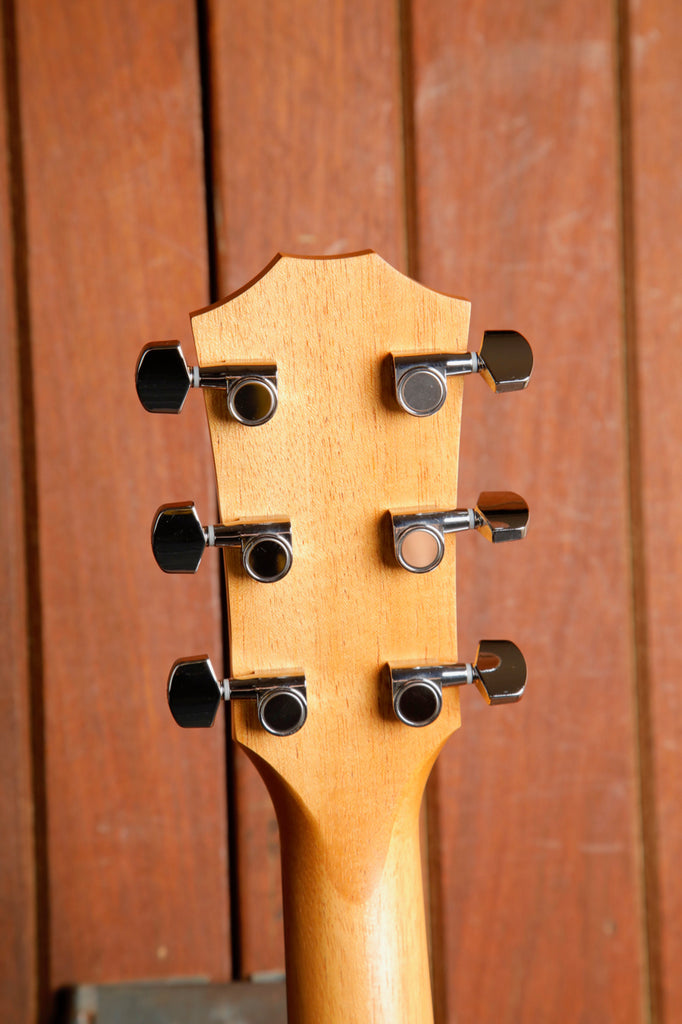 Taylor Academy 10e Walnut Left Handed Acoustic-Electric Guitar