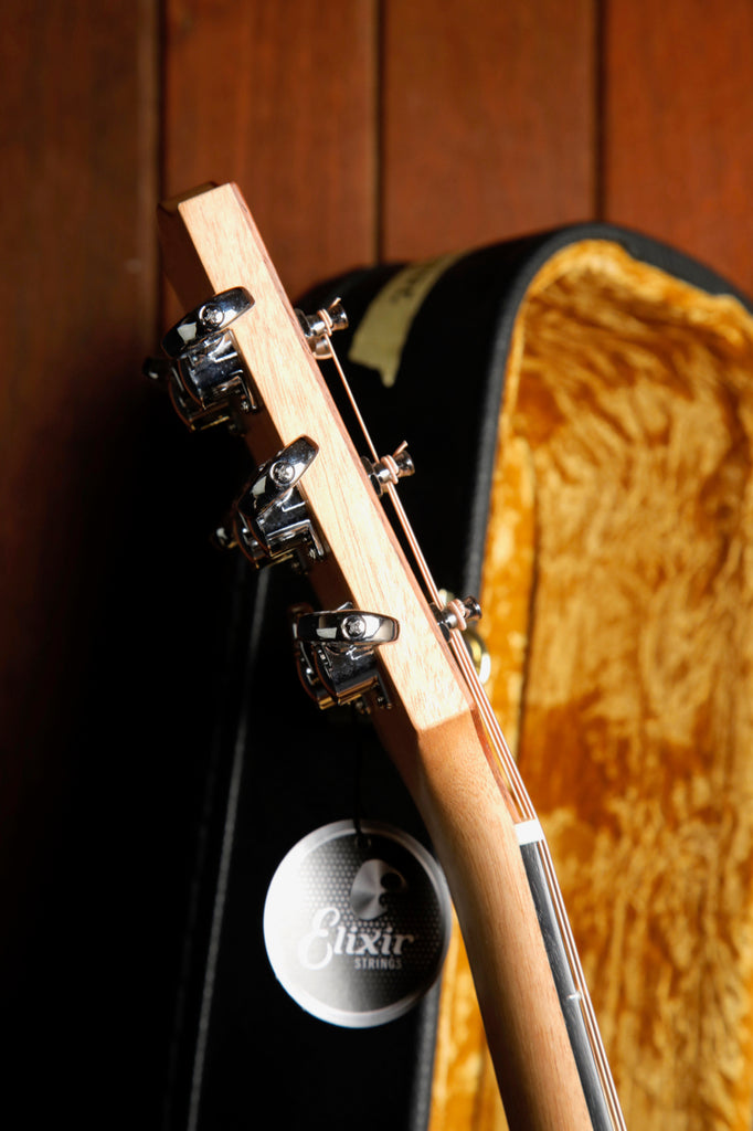Maton SRS70C Spruce/Blackwood Acoustic-Electric Guitar