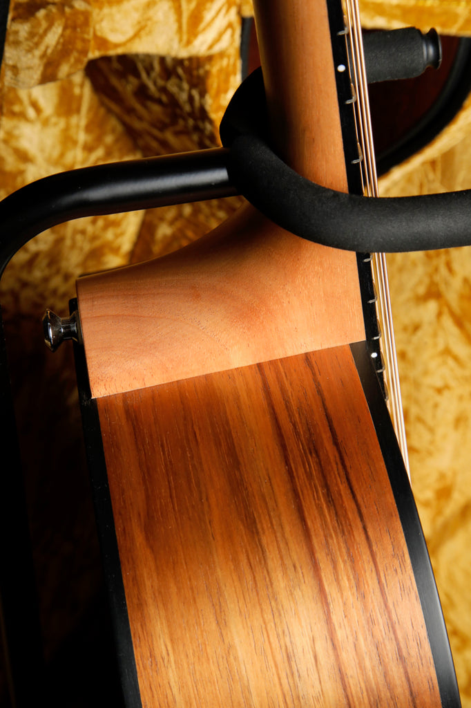 Maton SRS70C Spruce/Blackwood Acoustic-Electric Guitar