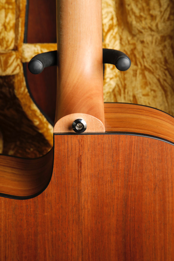 Maton SRS70C Spruce/Blackwood Acoustic-Electric Guitar