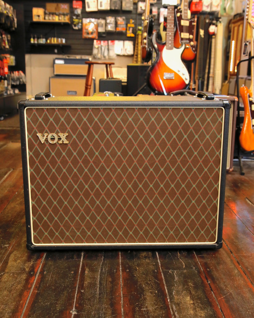 VOX B212N 2x12" Speaker Cabinet Pre-Owned
