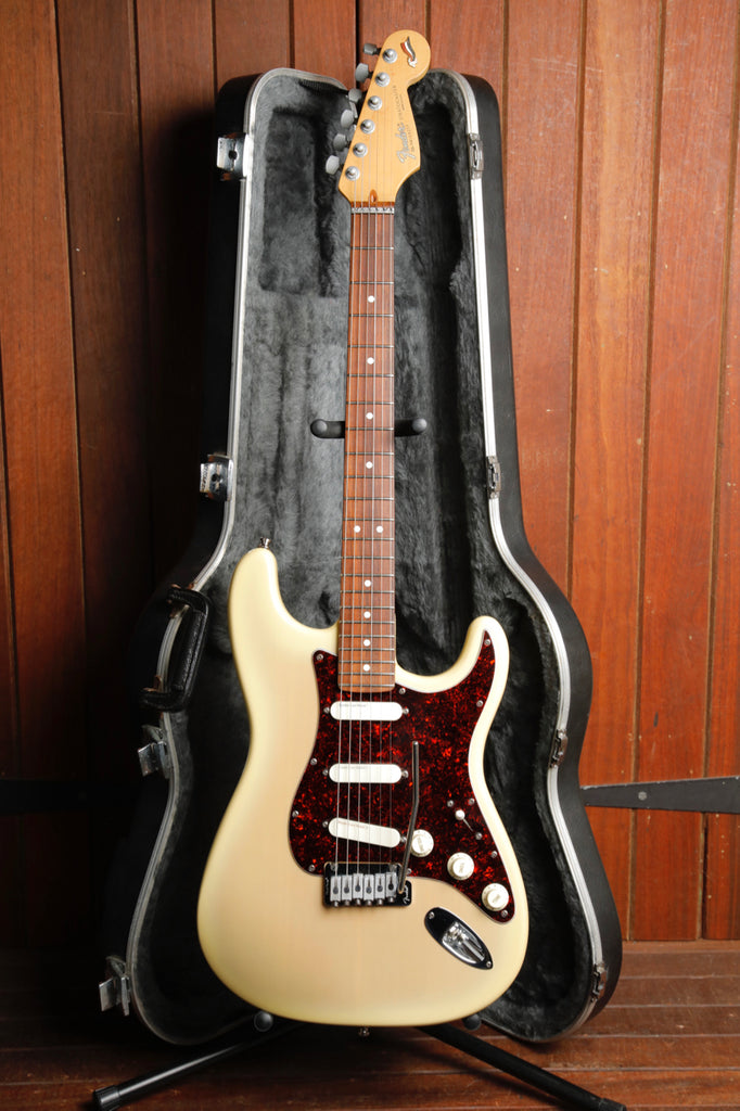 Fender 40th Anniversary Deluxe Strat Plus Vintage Blonde Electric Guitar 1994 Pre-Owned