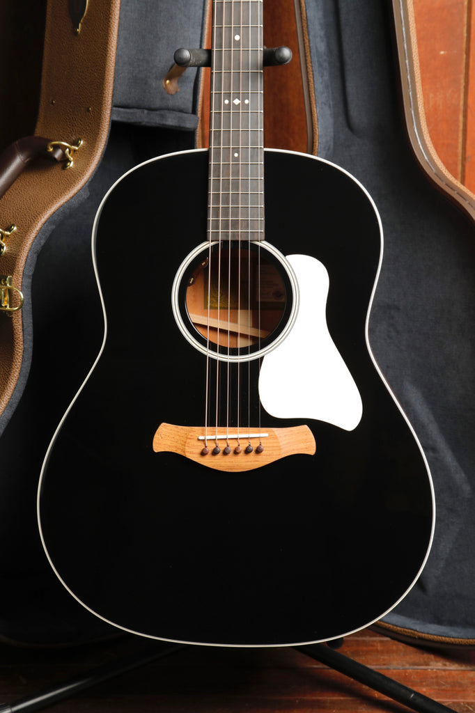 Taylor Gold Label 517e Blacktop Spruce / Mahogany Acoustic-Electric Guitar