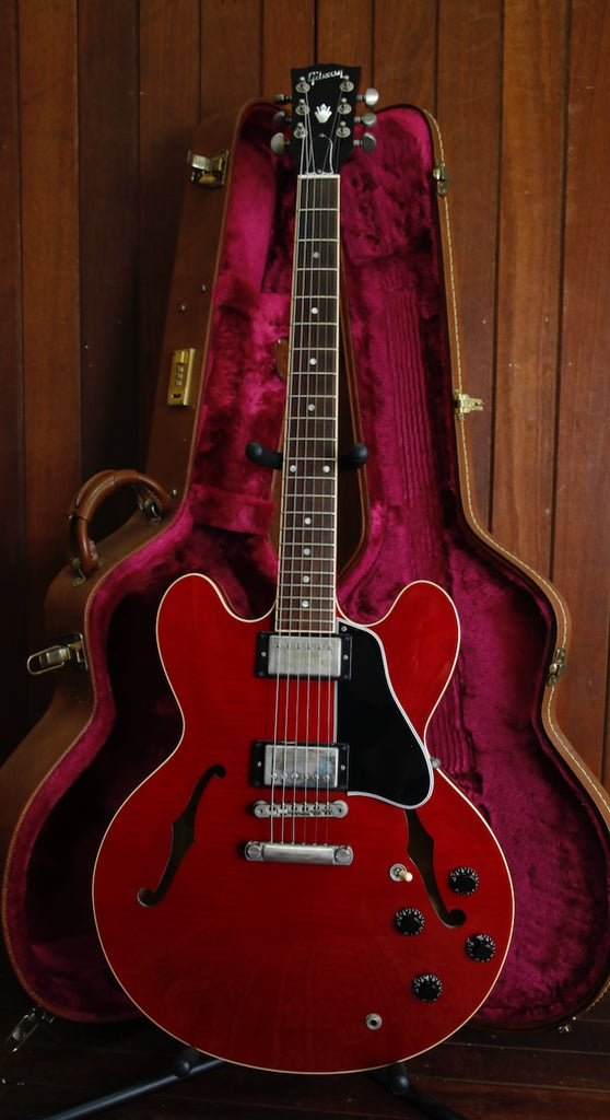 Gibson ES-335 Semi-Hollowbody Cherry 1999 Pre-Owned