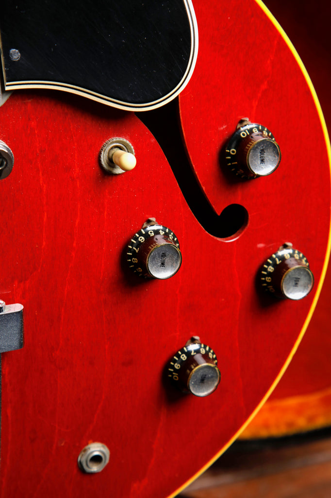 Gibson ES-330 Vintage 1966 Hollowbody Cherry Electric Guitar Pre-Owned