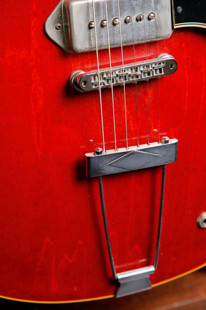 Gibson ES-330 Vintage 1966 Hollowbody Cherry Electric Guitar Pre-Owned