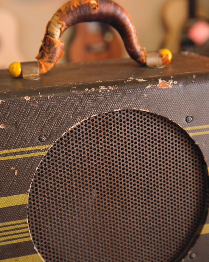 Gibson EH-100 1938 8-Watt Valve Combo Amplifier Pre-Owned