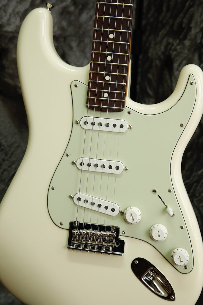 Fender American Professional II Dealer Exclusive Roasted Neck Olympic White Stratocaster