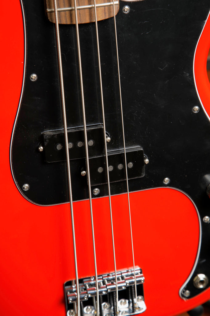 Fender Player II Precision Bass Coral Red Bass Guitar Pre-Owned