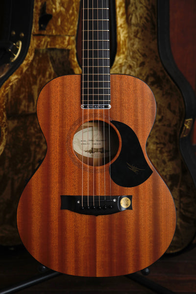 Maton EMM-6 Mahogany Mini Acoustic-Electric Guitar Pre-Owned