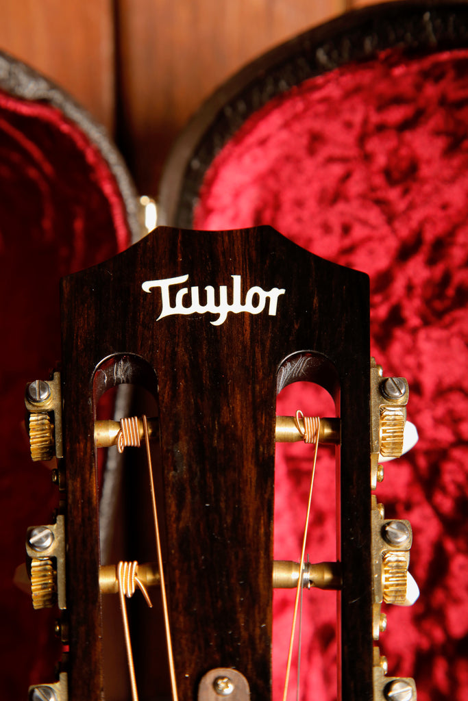 Taylor 522e 12-Fret Mahogany Acoustic-Electric Guitar Pre-Owned