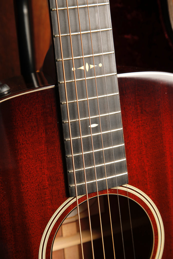 Taylor 522e 12-Fret Mahogany Acoustic-Electric Guitar Pre-Owned