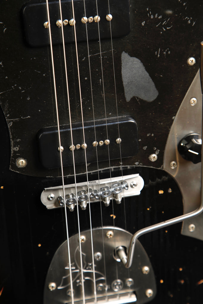 Novo Serus J Custom Bull Black over '64 3-Tone Burst Electric Guitar