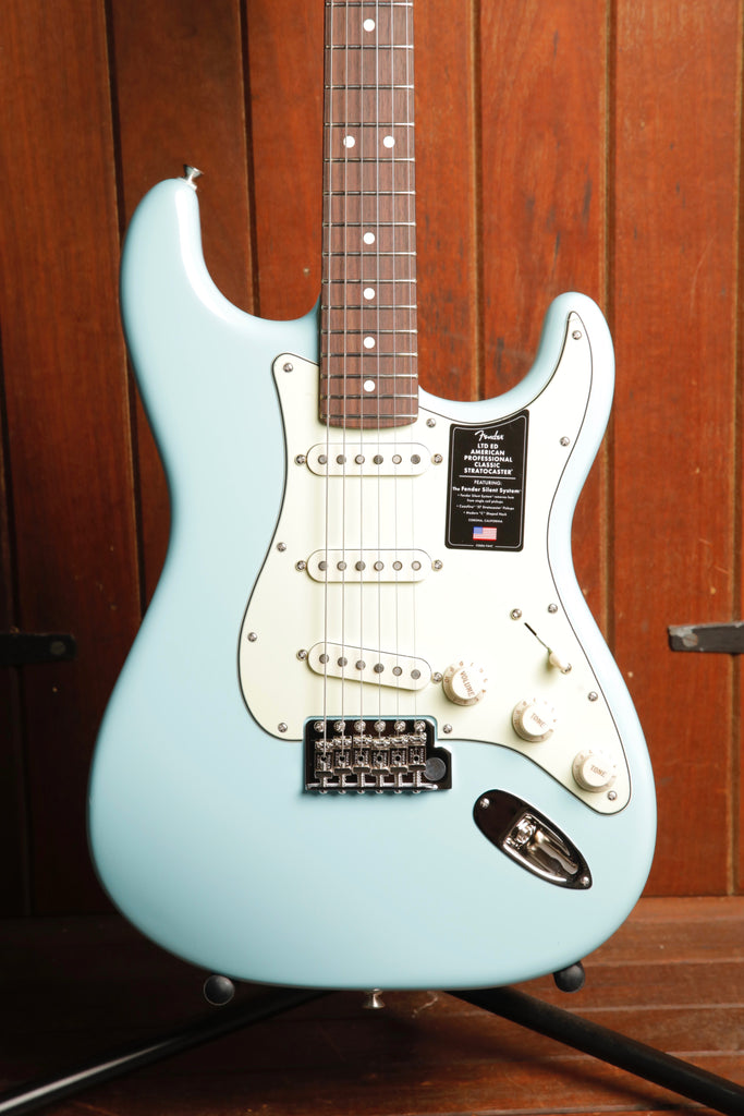Fender Limited Edition American Professional Classic Stratocaster w/Silent System Daphne Blue