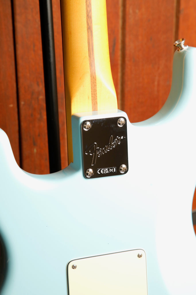 Fender Limited Edition American Professional Classic Stratocaster w/Silent System Daphne Blue