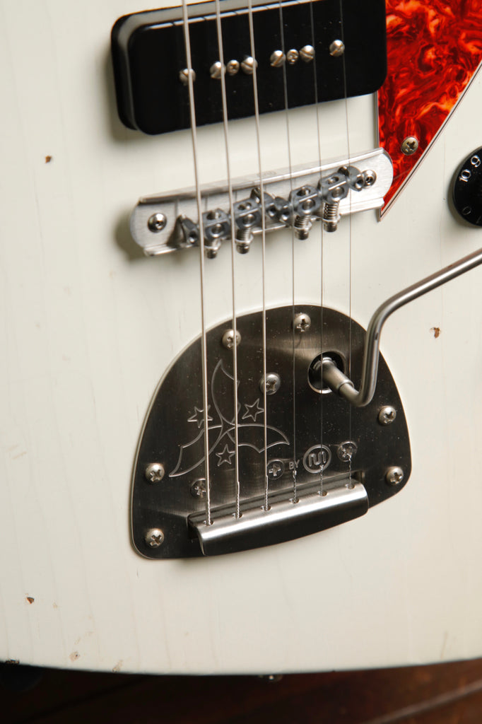 Novo Voltur J Olympic White Electric Guitar