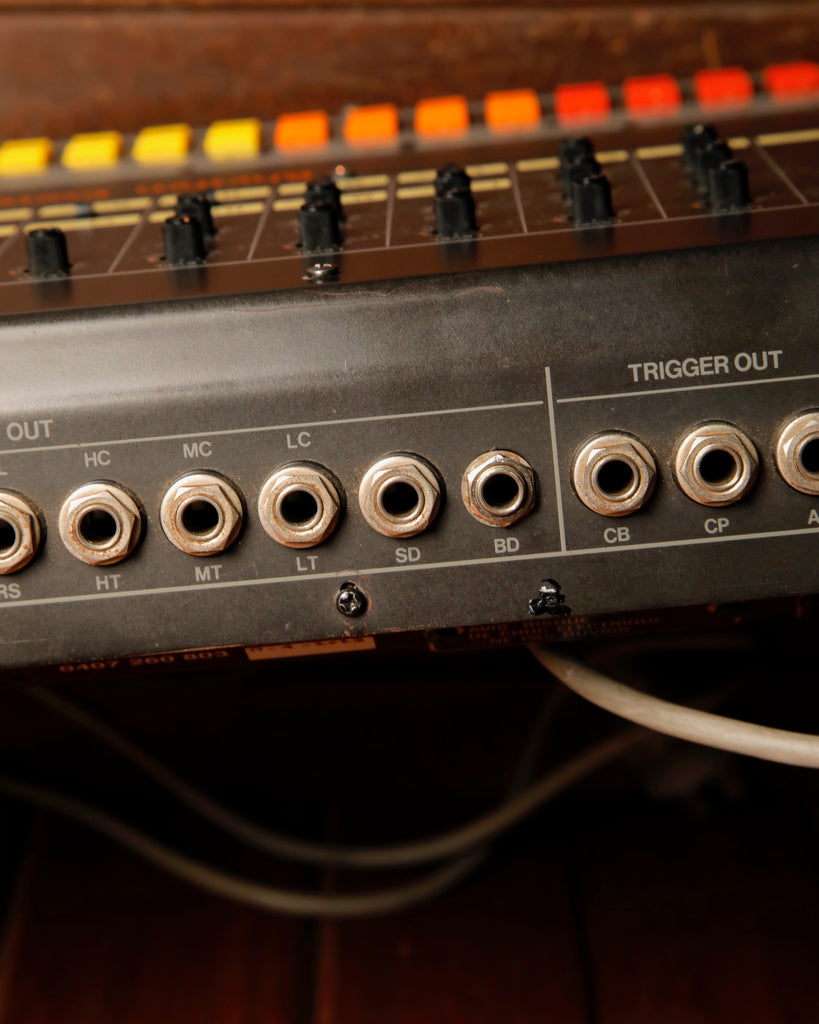 Roland TR-808 Rhythm Composer Vintage Drum Machine Pre-Owned
