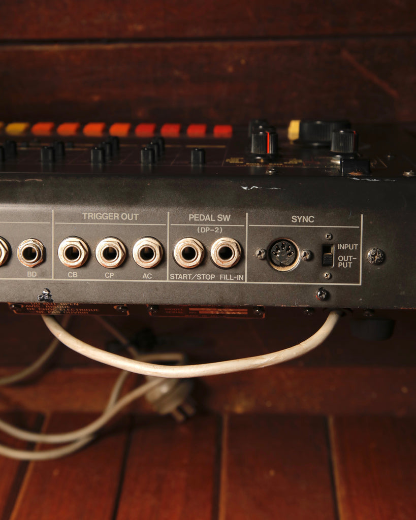 Roland TR-808 Rhythm Composer Vintage Drum Machine Pre-Owned