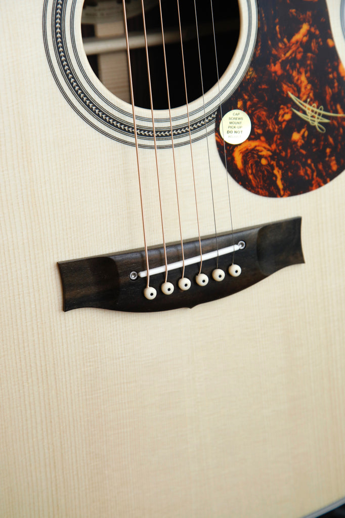 Maton ER90 Traditional Acoustic-Electric Guitar