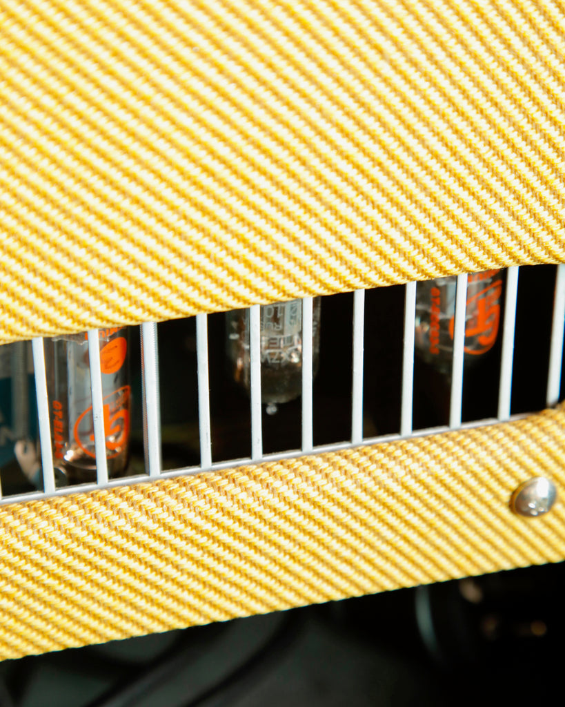 Fender Pro Junior IV Tweed 15-Watt 1x10" Valve Guitar Amplifier Combo Pre-Owned