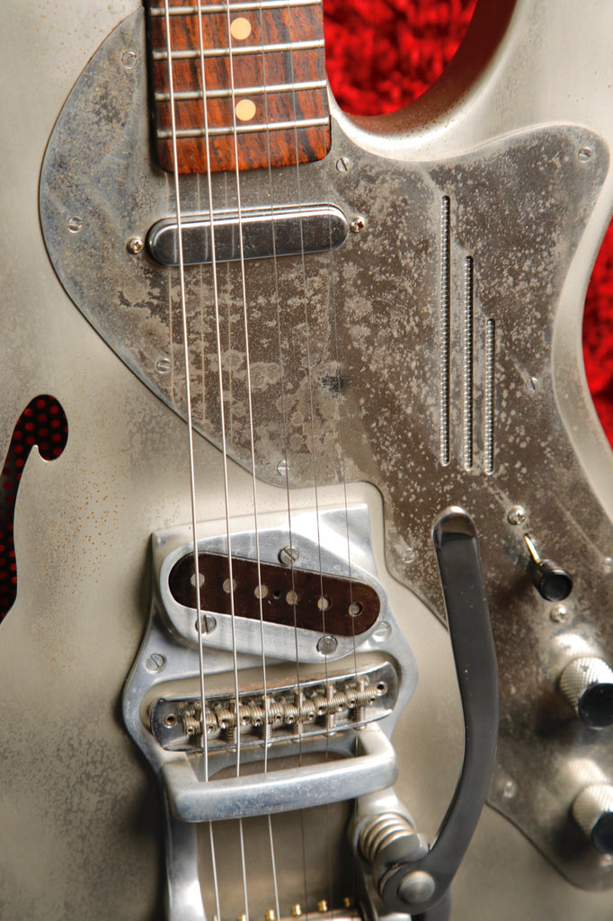 James Trussart Steelcaster Deluxe w/Bigsby Electric Guitar 2003 Pre-Owned