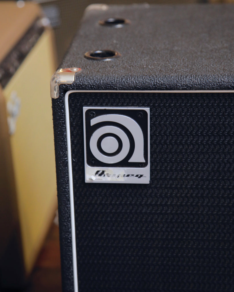 Ampeg SVT-15E 200-Watt Bass Speaker Cabinet Pre-Owned