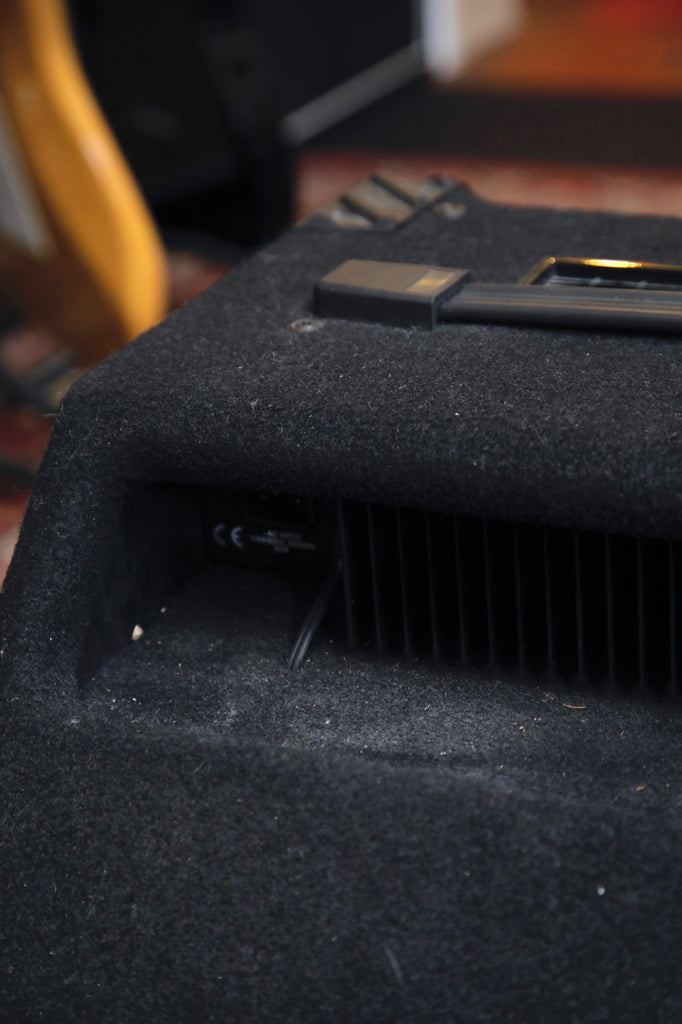 Hartke Kickback HS 1200 120-Watt Bass Amplifier Combo Pre-Owned