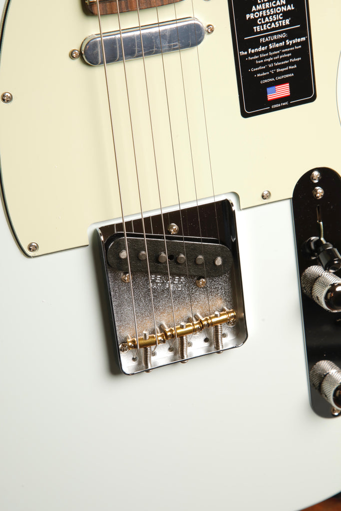 Fender Limited Edition American Professional Classic Telecaster w/Silent System Sonic Blue