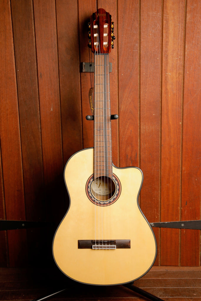 Valencia VC564CE Acoustic-Electric Cutaway Nylon Guitar