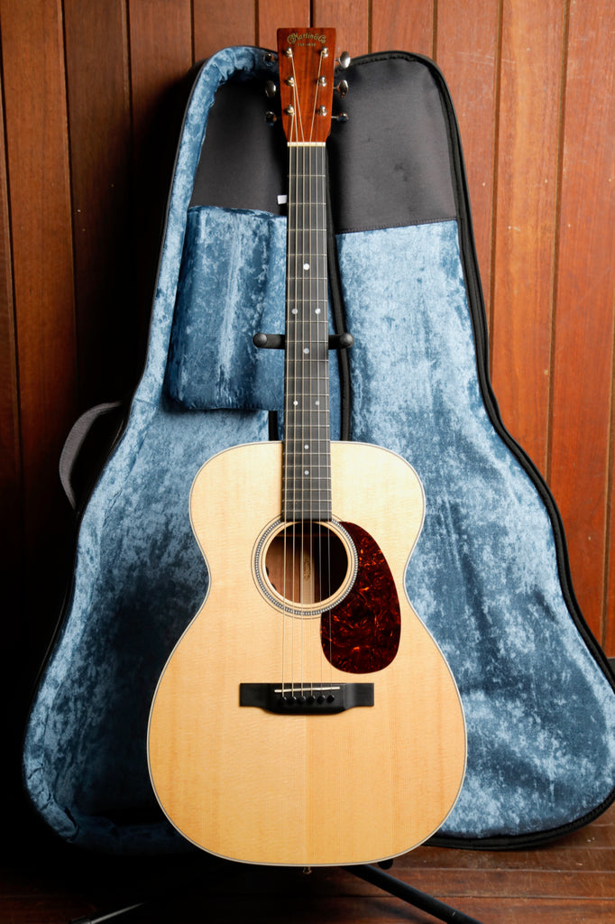 Martin 00-16E Acoustic-Electric Guitar Pre-Owned