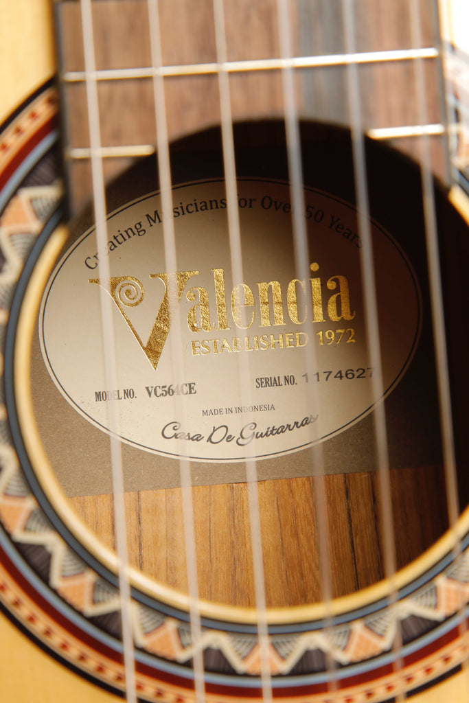 Valencia VC564CE Acoustic-Electric Cutaway Nylon Guitar