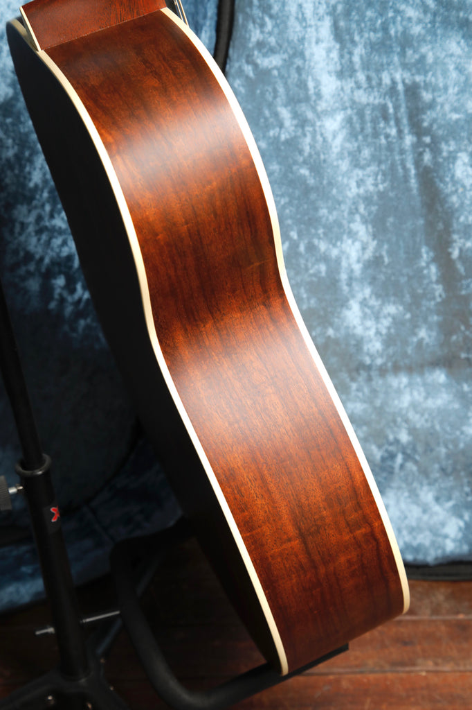 Martin 00-16E Acoustic-Electric Guitar Pre-Owned