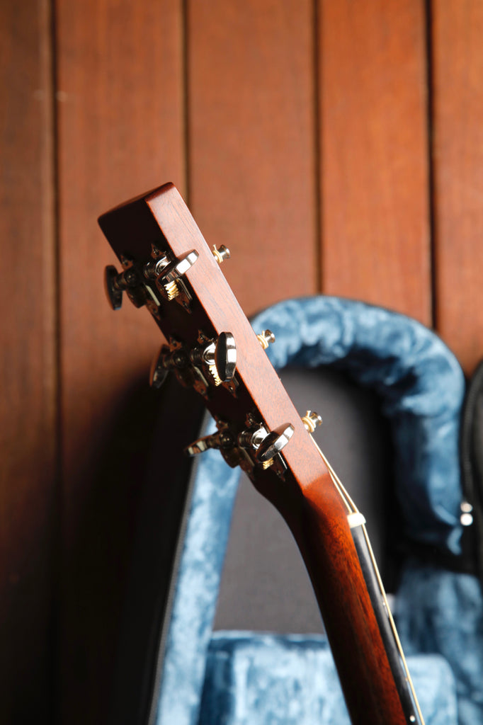 Martin 00-16E Acoustic-Electric Guitar Pre-Owned