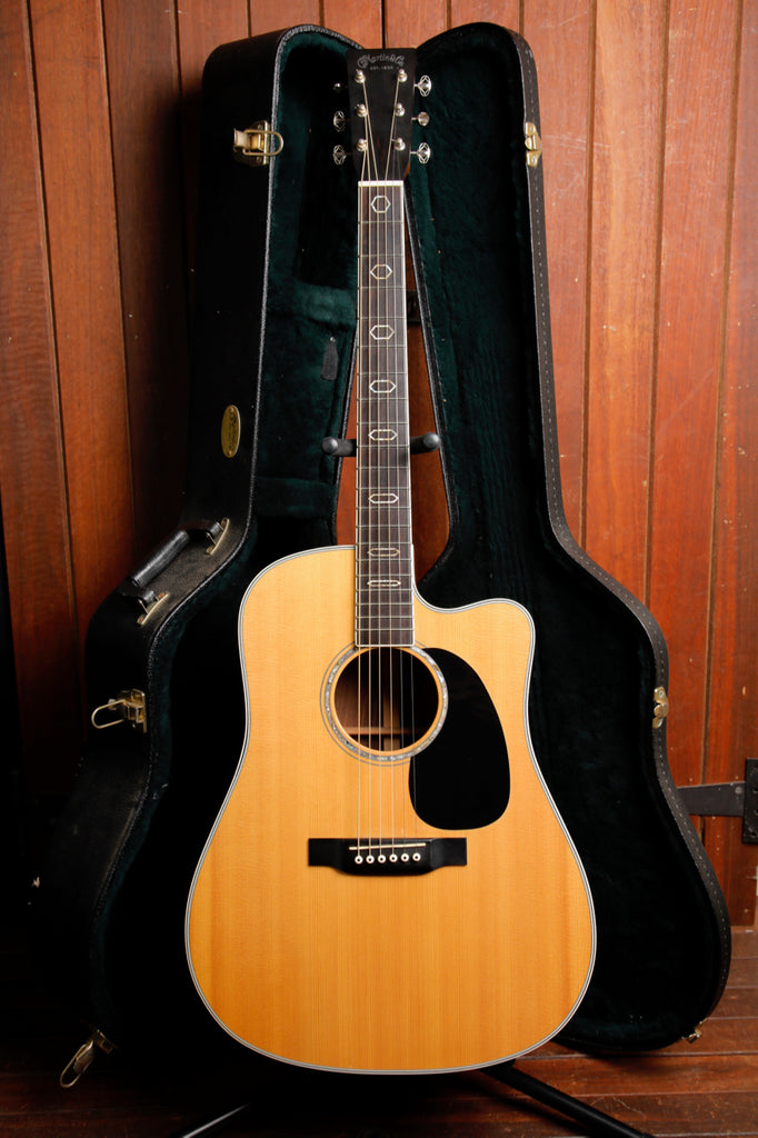 Martin DC-Aura GT Dreadnought Cutaway Acoustic-Electric Guitar 2014 Pre-Owned