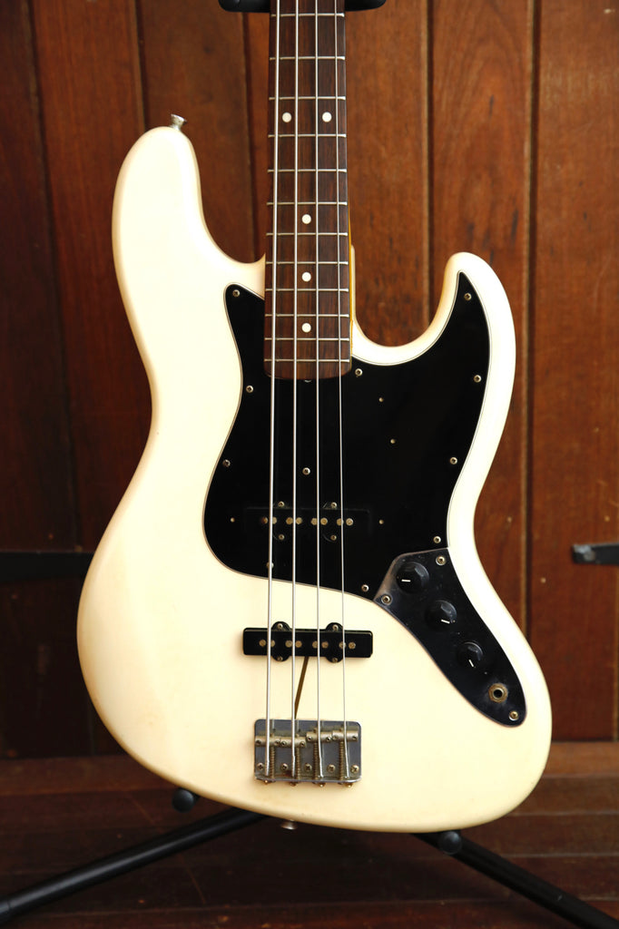 Fender Japan Jazz Bass Vintage White Bass Guitar 2004 Pre-Owned