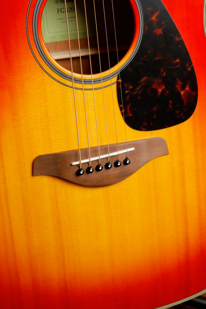 Yamaha FG820 Dreadnought Autumn Burst Acoustic Guitar