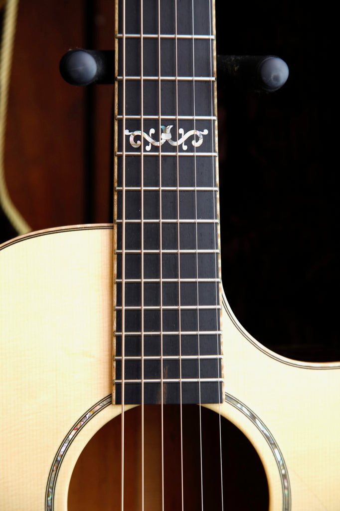 Huss & Dalton CM Model Cutaway Acoustic Guitar Pre-Owned