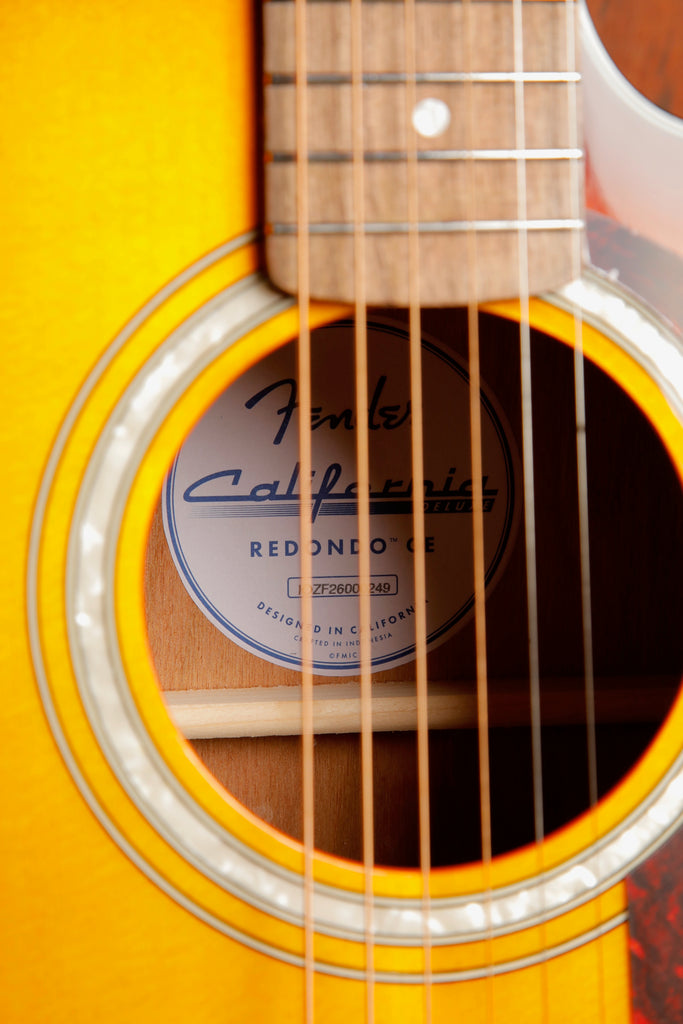 Fender California Deluxe Redondo CE Honey Sunburst Acoustic-Electric Guitar